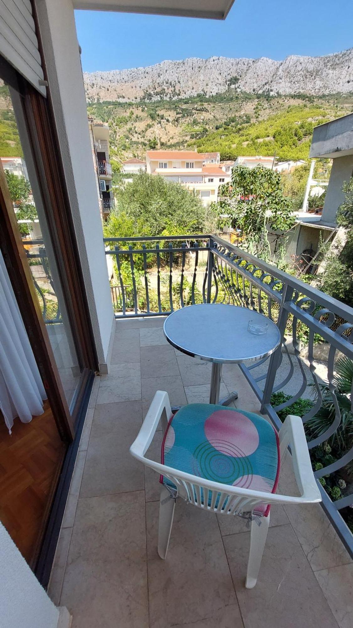 Apartments And Rooms Mamic Dugi Rat Εξωτερικό φωτογραφία